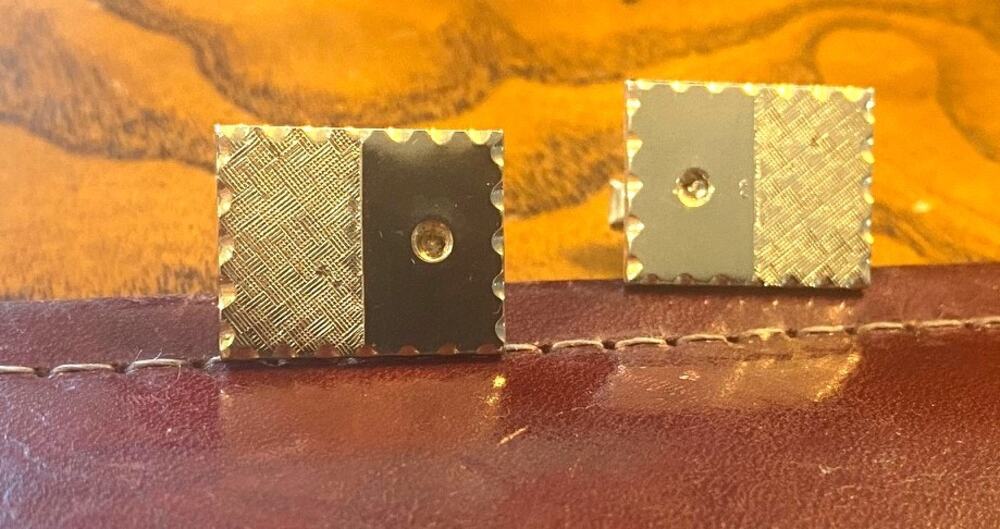 VTG Classic Gold Tone  Cufflinks